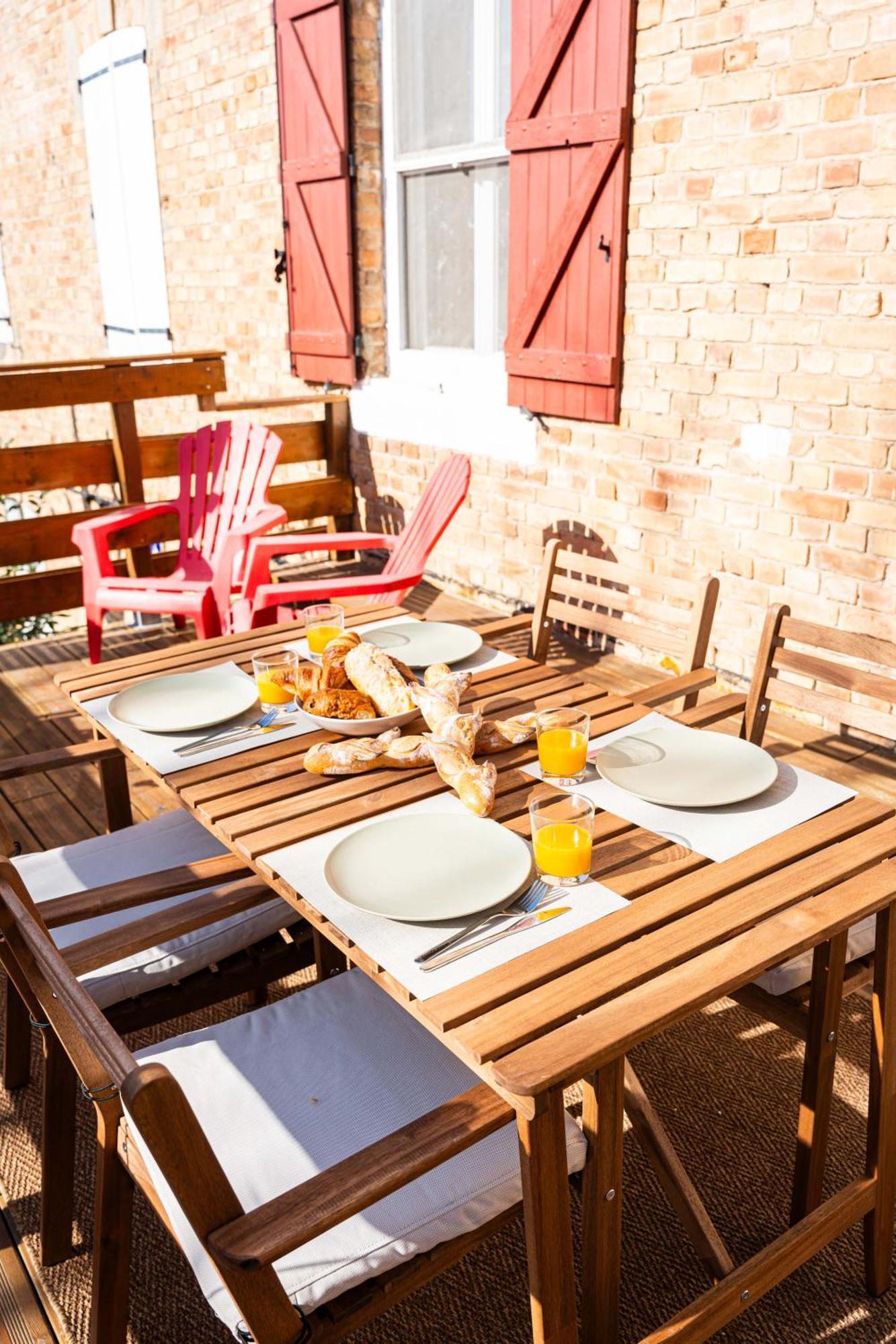 Grand Appartement Familiale - Camargue Salin-de-Giraud Esterno foto